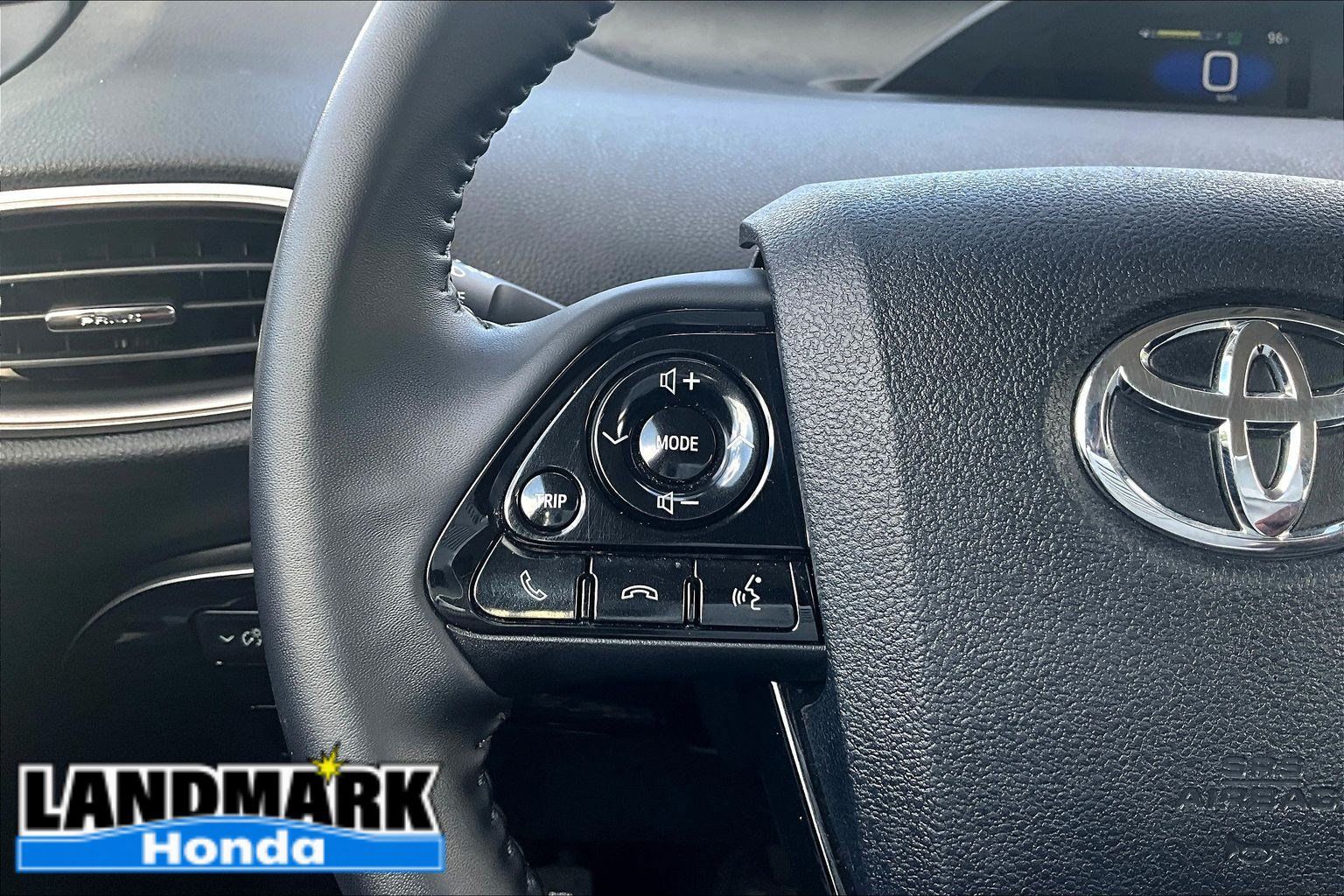 Used 2021 Toyota Prius Prime LE w/ Carpet Mat Package (TMS) FWD image 19