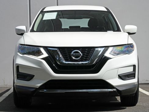 Used 2017 Nissan Rogue S AWD/4WD image 6