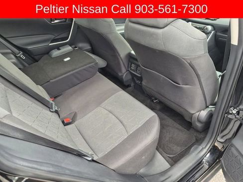 Used 2024 Toyota RAV4 XLE FWD image 16