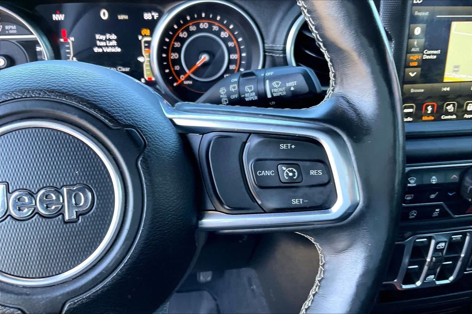 Used 2018 Jeep Wrangler Unlimited Sahara AWD/4WD image 21