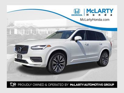 Used 2022 Volvo XC90 T5 Momentum