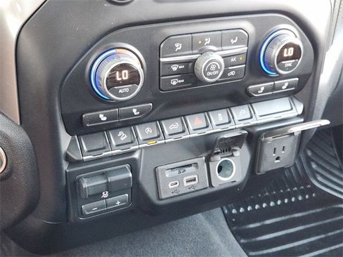 Used 2020 Chevrolet Silverado 1500 LT w/ Texas Edition image 19