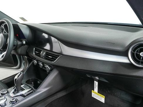 New 2026 Alfa Romeo Giulia w/ Driving Assist Package RWD image 23