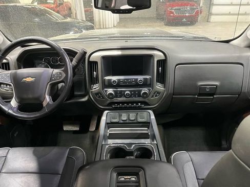 Used 2018 Chevrolet Silverado 2500 High Country w/ Duramax Plus Package image 5