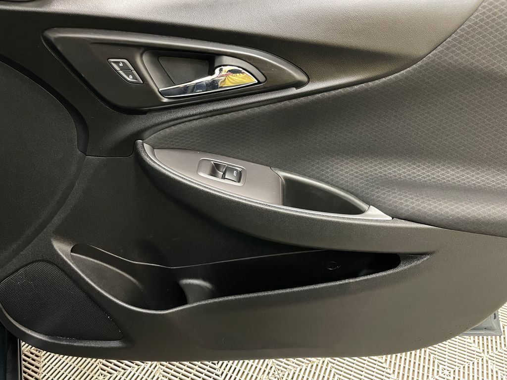 Used 2019 Chevrolet Malibu LS FWD image 33