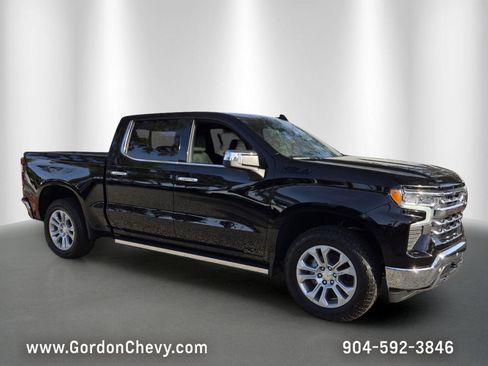 New 2026 Chevrolet Silverado 1500 LTZ w/ LTZ Premium Package AWD/4WD image 10