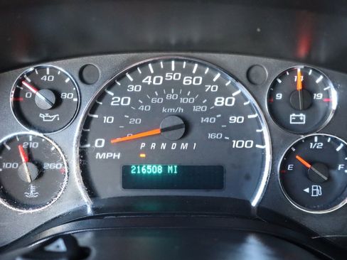 Used 2011 Chevrolet Express 3500 Work Van image 30