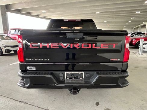 Used 2021 Chevrolet Silverado 1500 RST RWD image 6