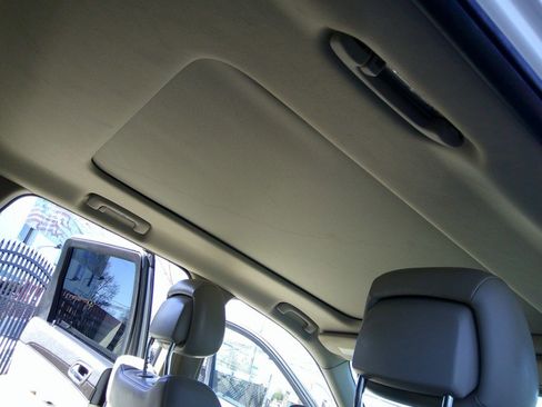 Used 2014 Jeep Grand Cherokee Limited w/ Luxury Group II image 44