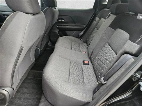 Used 2025 Nissan Kicks SV w/ Charging Package AWD/4WD image 18