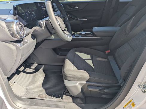New 2026 Chevrolet Equinox LT w/ Safety and Technology Package FWD image 10