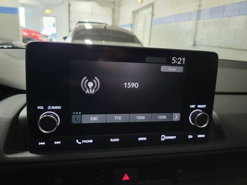 Used 2024 Honda CR-V Sport image 30