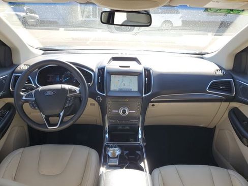 Used 2020 Ford Edge Titanium AWD/4WD image 23