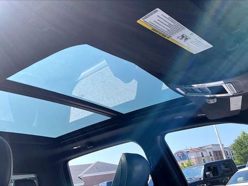 Used 2019 RAM 1500 Limited AWD/4WD image 19