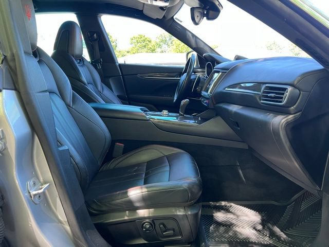 Used 2017 Maserati Levante S AWD/4WD image 22