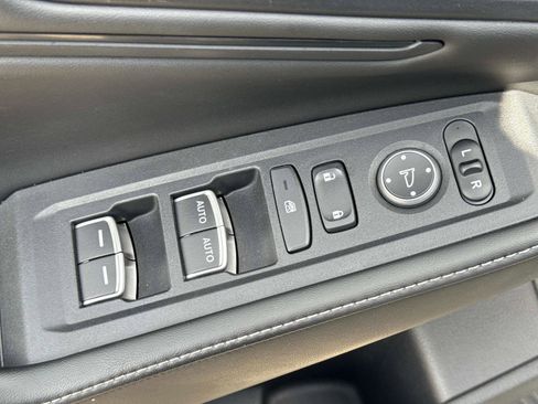 Used 2023 Honda Accord Sport image 17