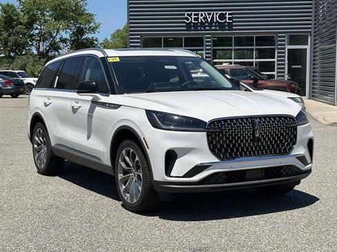 New 2026 Lincoln Aviator Reserve AWD/4WD image 23
