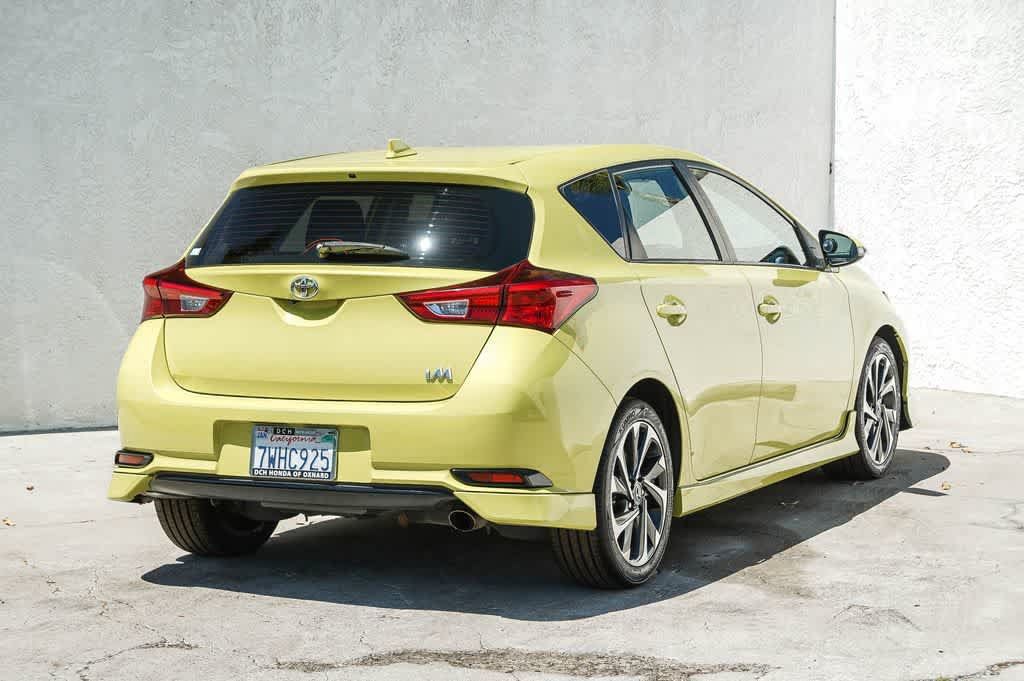 Used 2017 Toyota Corolla iM w/ Carpet Mat Package FWD image 4