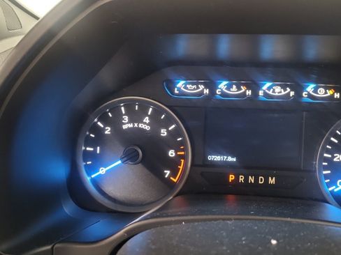 Used 2018 Ford F150 XLT w/ Equipment Group 302A Luxury AWD/4WD image 9