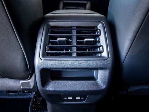 New 2026 Volkswagen Tiguan SE image 49