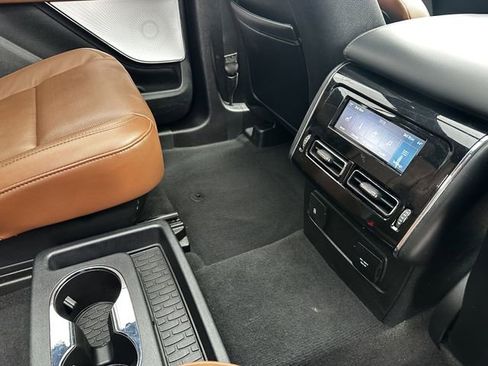 Certified 2023 Lincoln Aviator Reserve w/ Equipment Group 201A image 39