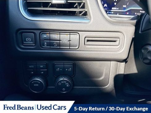 Used 2023 Chevrolet Tahoe Premier AWD/4WD image 15