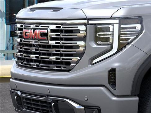 New 2026 GMC Sierra 1500 Denali w/ Denali Reserve Package image 13