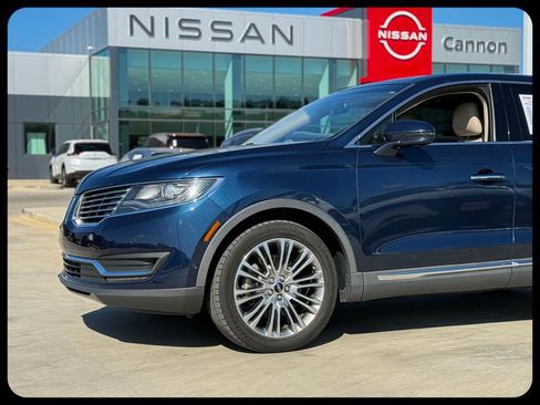 Used 2017 Lincoln MKX Reserve image 2