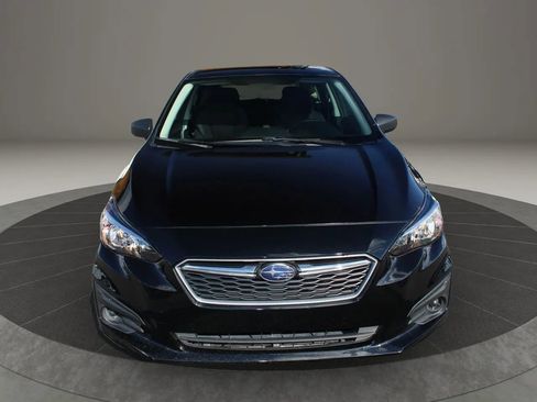 Used 2019 Subaru Impreza 2.0i image 2