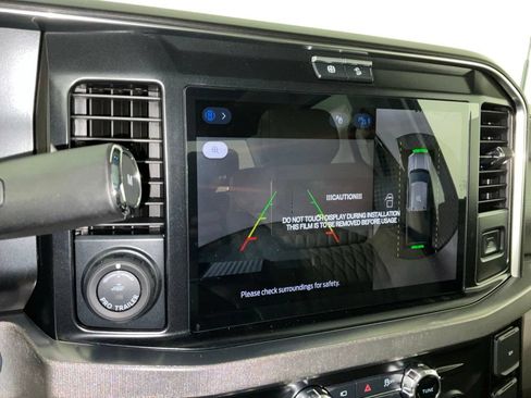 New 2026 Ford F350 Platinum w/ Platinum Plus Package AWD/4WD image 24