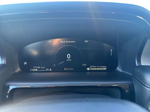 Certified 2022 Lincoln Nautilus AWD w/ Premium Package image 14