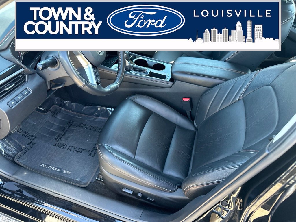 Used 2024 Nissan Altima 2.5 SR w/ SR Premium Package FWD image 23