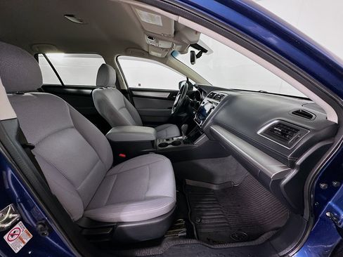 Used 2019 Subaru Outback 2.5i Premium image 30