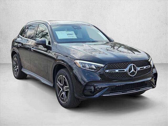 Used 2026 Mercedes-Benz GLC 300 image 3