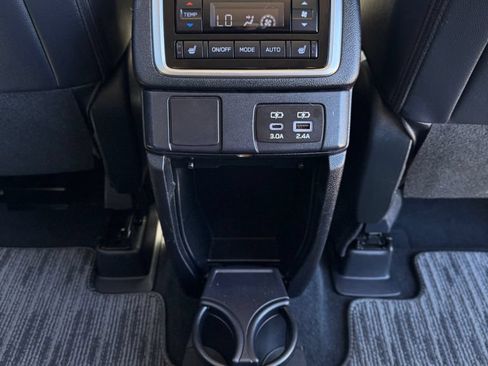 Used 2023 Subaru Ascent Limited AWD/4WD image 33