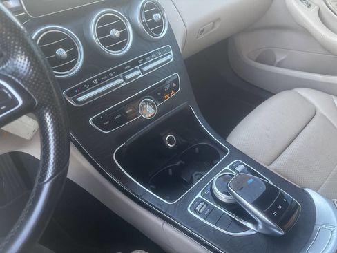 Used 2015 Mercedes-Benz C 400 4MATIC image 19