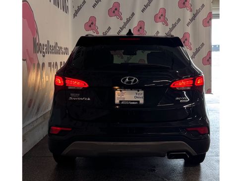 Used 2018 Hyundai Santa Fe Sport w/ 2.4L Tech Package 04 AWD/4WD image 11