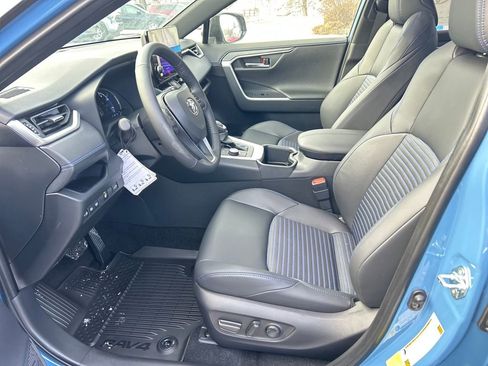 New 2025 Toyota RAV4 XSE image 17