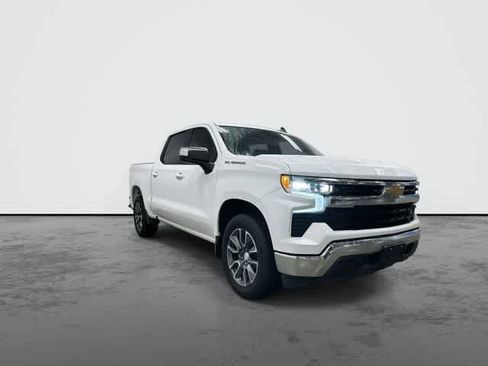 Used 2024 Chevrolet Silverado 1500 LT RWD image 6
