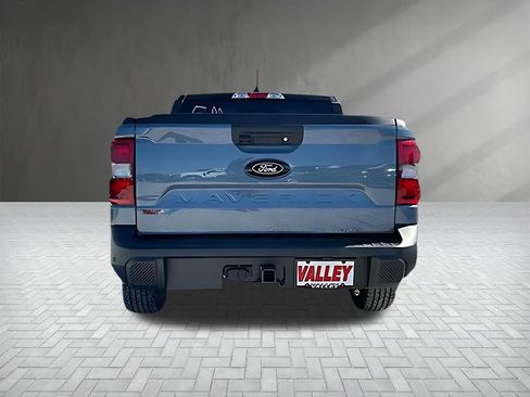 New 2025 Ford Maverick Lariat w/ Black Appearance Package image 5