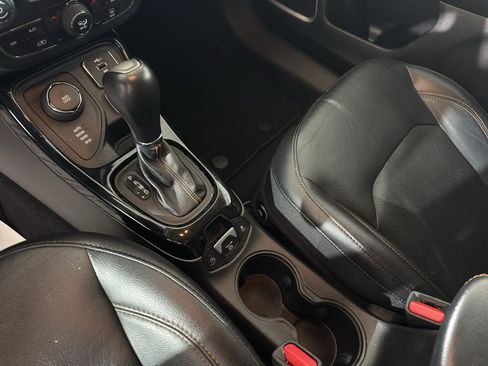 Used 2019 Jeep Compass Limited image 19