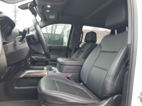 Used 2021 Chevrolet Silverado 1500 LT Trail Boss w/ Convenience Package II image 10