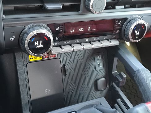 Certified 2025 Toyota Tacoma TRD Pro image 21