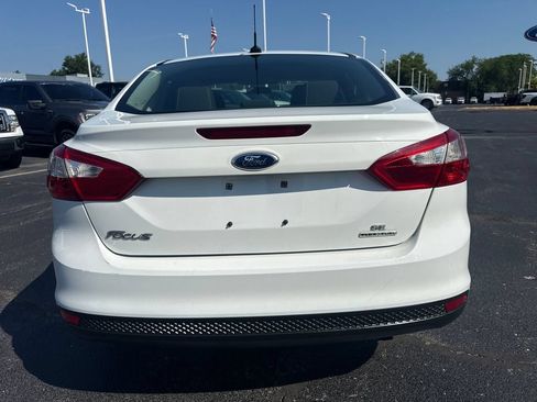 Used 2014 Ford Focus SE FWD image 8