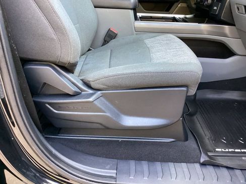 Used 2023 Ford F250 XLT w/ XLT Premium Package image 29