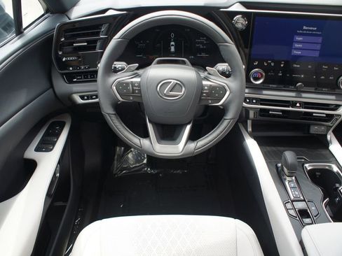 Used 2026 Lexus RX 350h AWD/4WD image 5