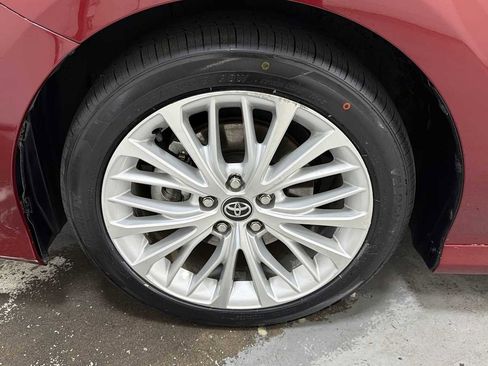 Certified 2020 Toyota Camry XLE w/ Sunroof Package FWD image 10