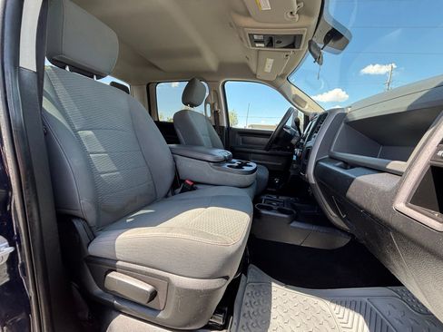 Used 2018 RAM 2500 Tradesman w/ Chrome Appearance Group AWD/4WD image 23