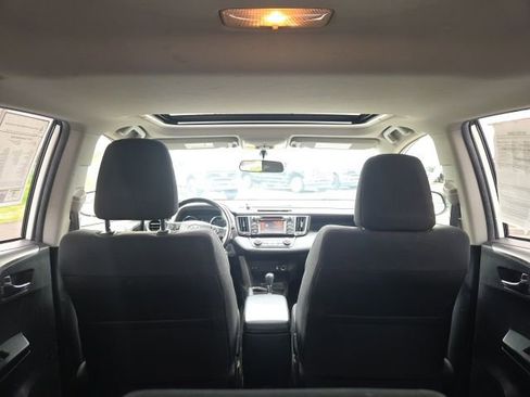 Used 2016 Toyota RAV4 XLE image 12