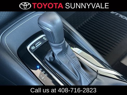 Used 2023 Toyota Corolla SE w/ SE Premium Package FWD image 26